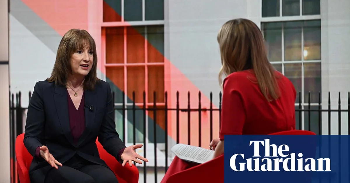 Starmer Defends Budget After Reeves Denies Lying