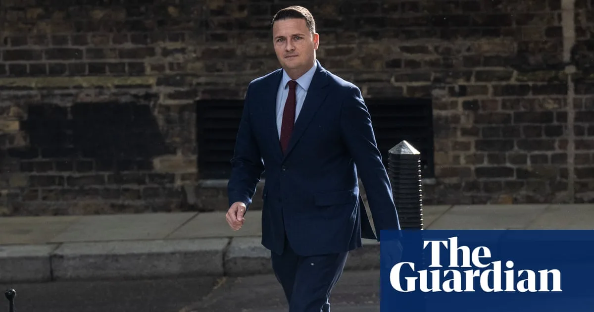 Wes Streeting Prepares Leadership Challenge Against Keir Starmer