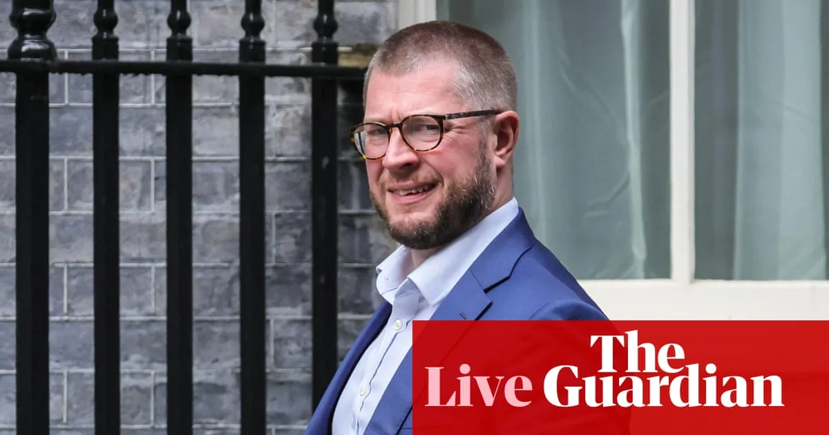 Starmer Aide Resigns Over Explicit Diane Abbott Messages in Fresh Downing Street Blow