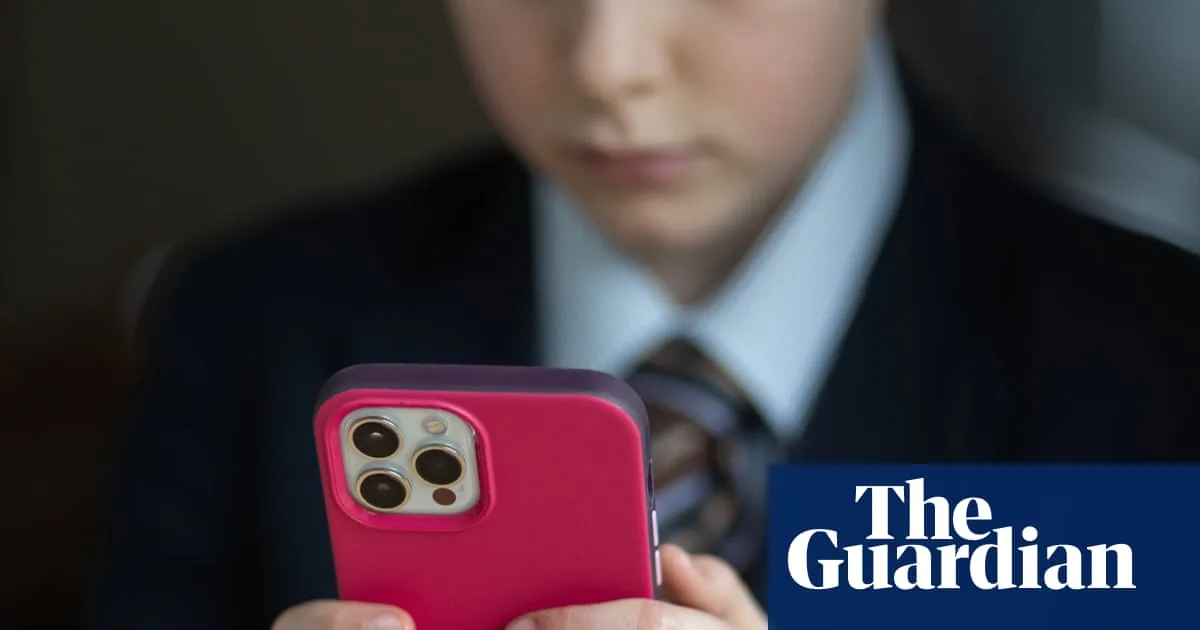 Statutory Mobile Phone Ban in Schools Set for Legislation
