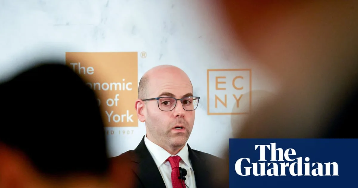 Trump's Fed Pick Stephen Miran Calls for Aggressive Rate Cuts, Sparks Debate