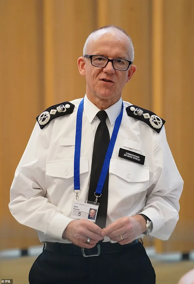 Met Police Chief Urges Tech Giants to Disable Stolen Phones by 2025