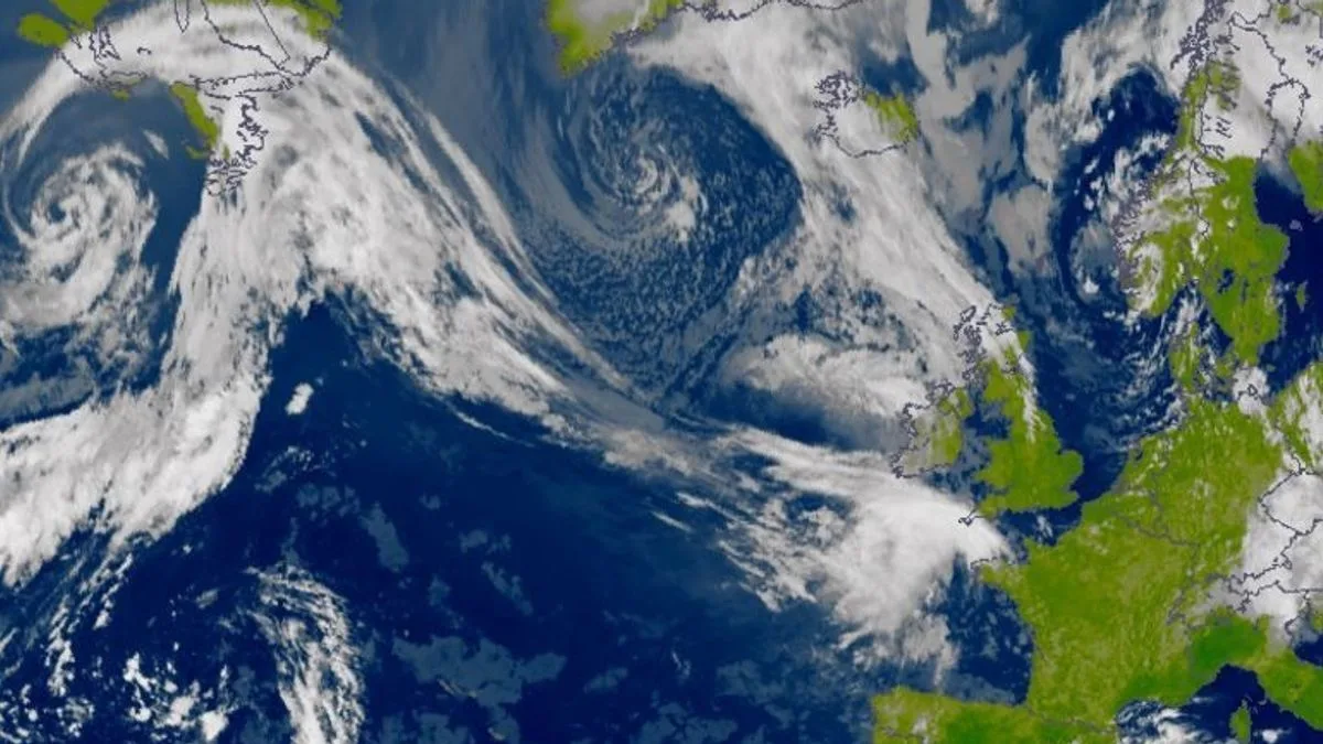 Storm Aileen Batters UK with 75mph Winds, Causes Power Cuts and Travel Chaos