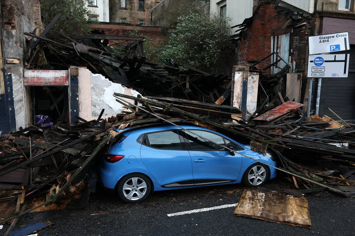Storm Amy Batters UK with 70mph Winds