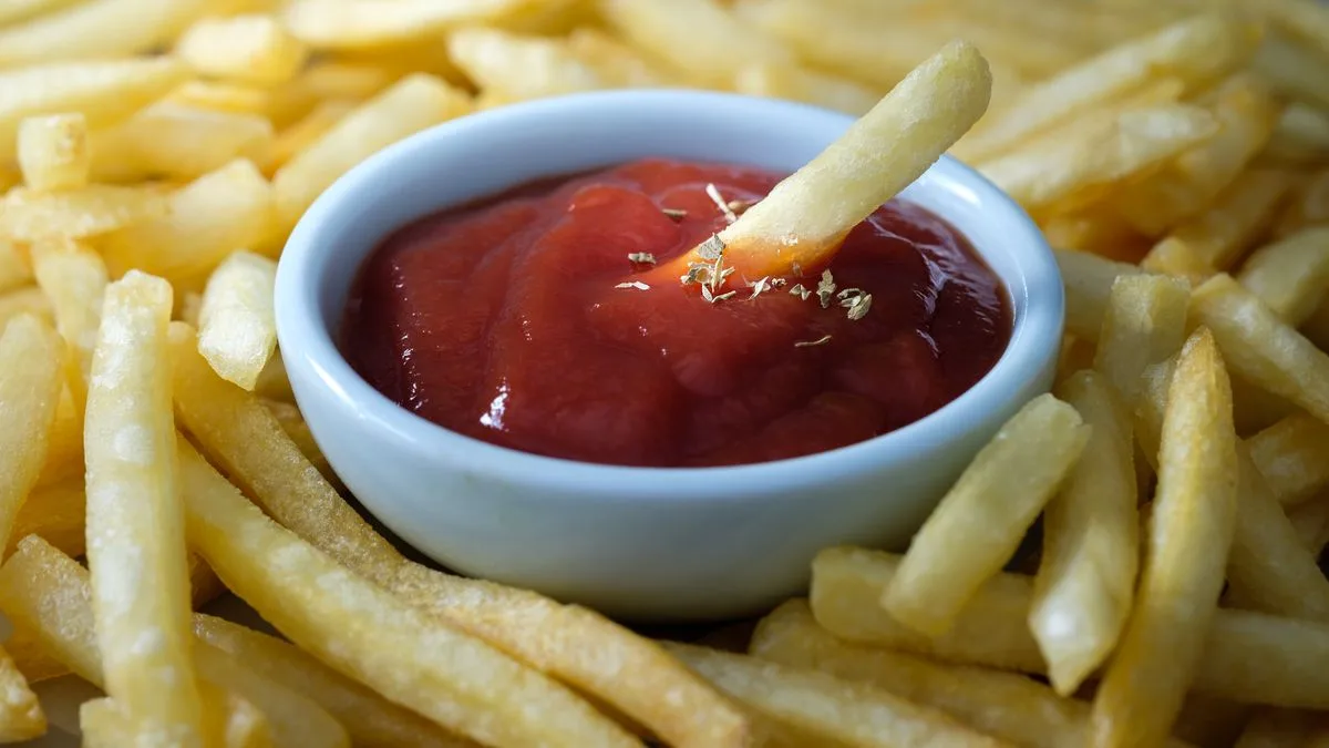 Supermarket Ketchup Ties Heinz as UK's Best in Taste Test