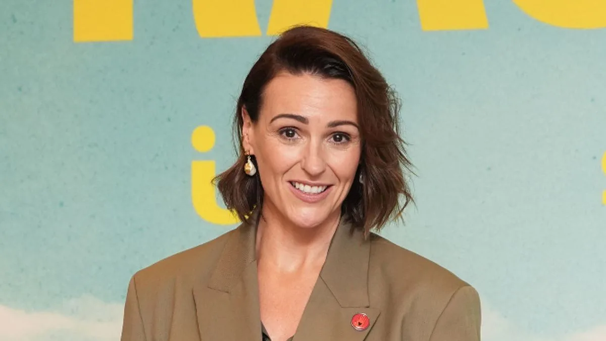 Suranne Jones Unrecognisable in New ITV Thriller Frauds