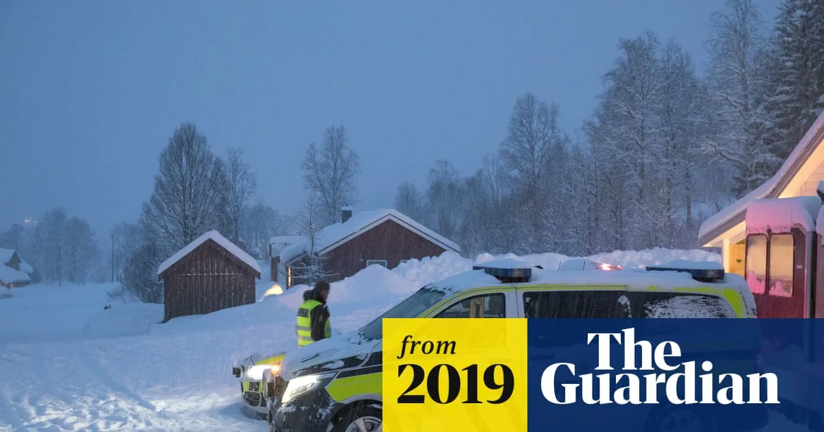 Four Skiers Missing After Avalanche in Arctic Norway