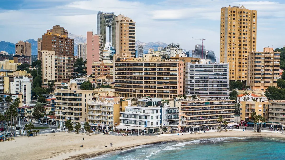 Taco Bell's Benidorm Opening Splits Tourist Opinion