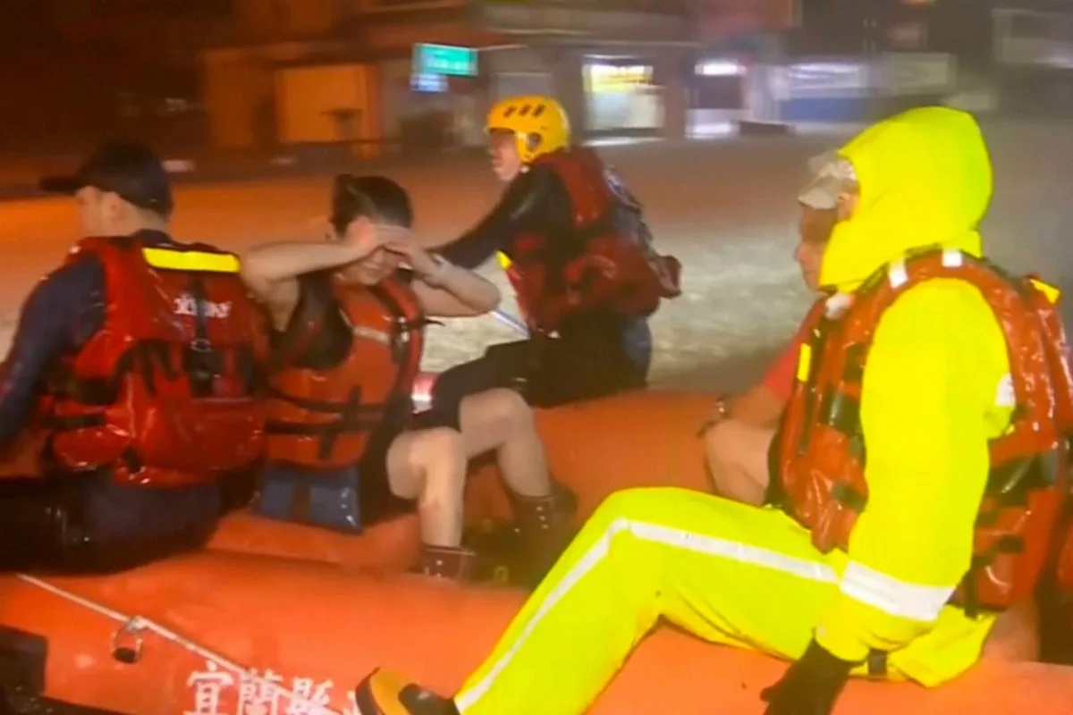 Taiwan Floods Leave 95 Injured After Tropical Depression