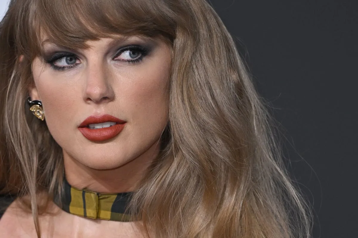 Taylor Swift secures sixth UK number one single with Opalite