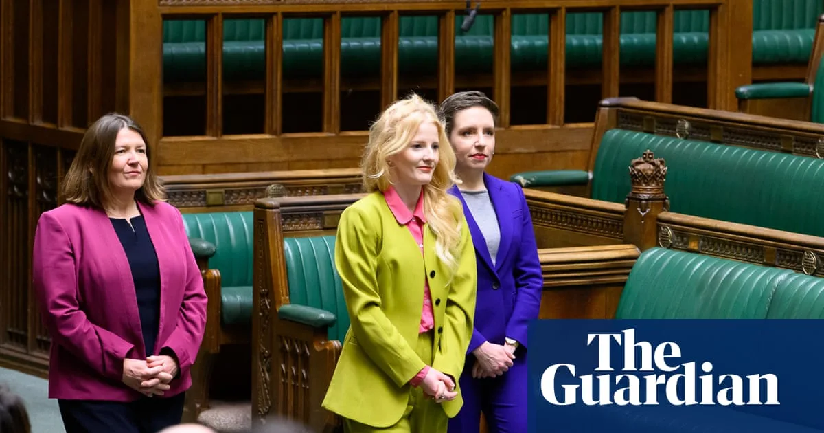 Several Labour MPs in Defection Talks with Greens, Sources Say