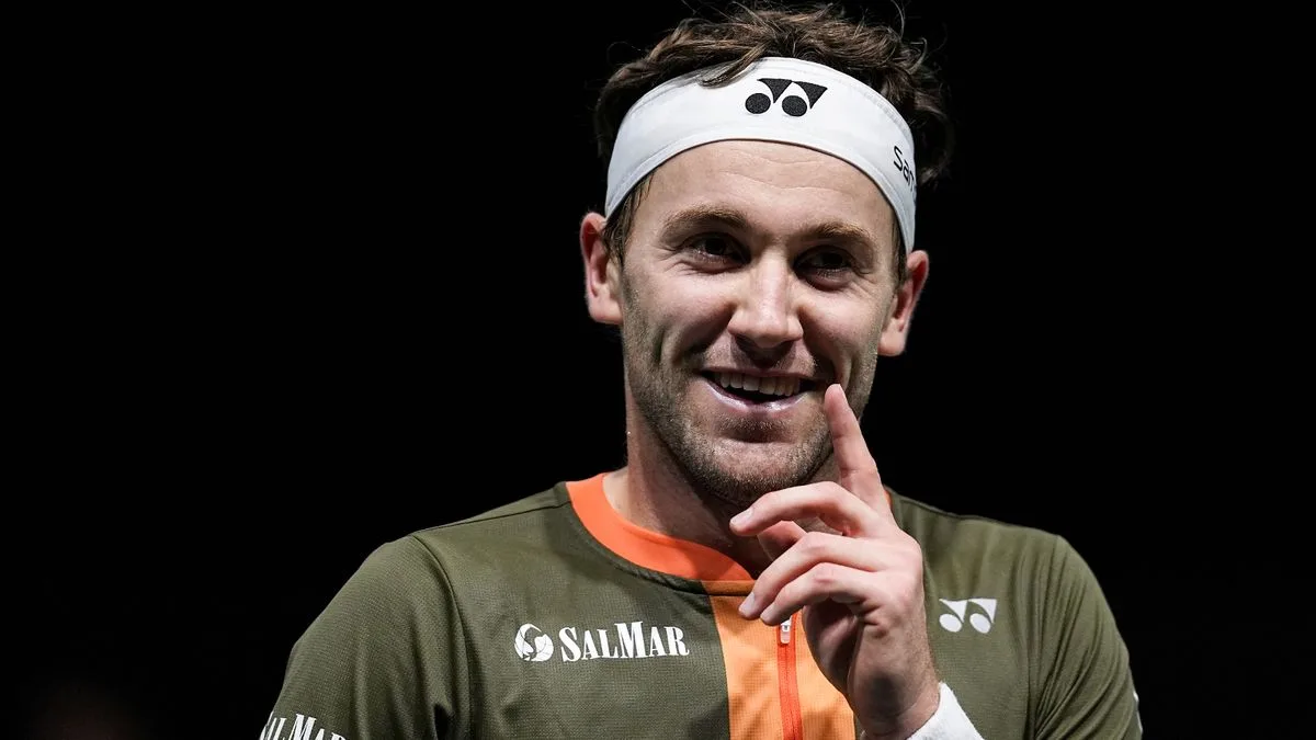 Tennis Star Casper Ruud Gifts Penthouses to Sisters