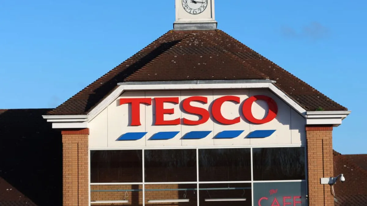Tesco's £42.25 Waterproof Robe: A Budget-Friendly Alternative to Dryrobe
