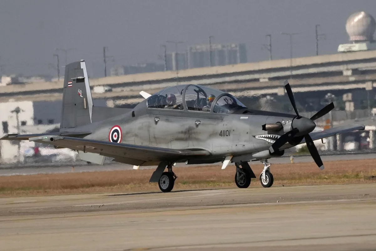 Two Thai Air Force Pilots Killed in Training Plane Crash