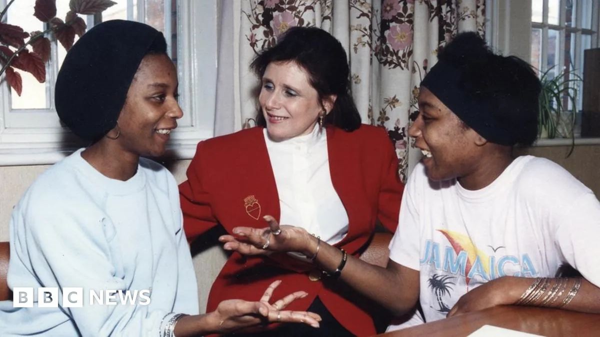 The Silent Twins: Film Tells of Sisters Who Only Spoke to Each Other