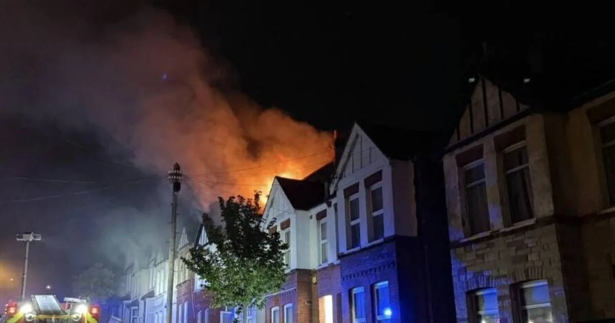 70 Firefighters Battle Flat Blaze in Thornton Heath