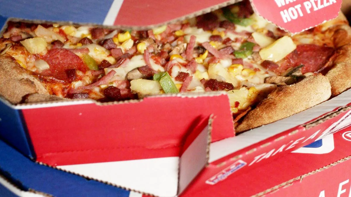 TikTok Chef Creates 'Banging' Pie from Domino's Pizza Order