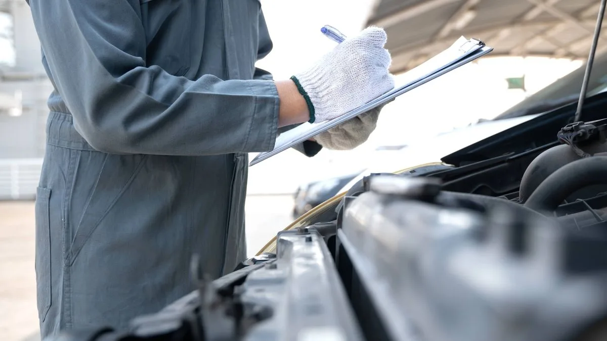Tiny Windscreen Sticker Causes MOT Failure in UK
