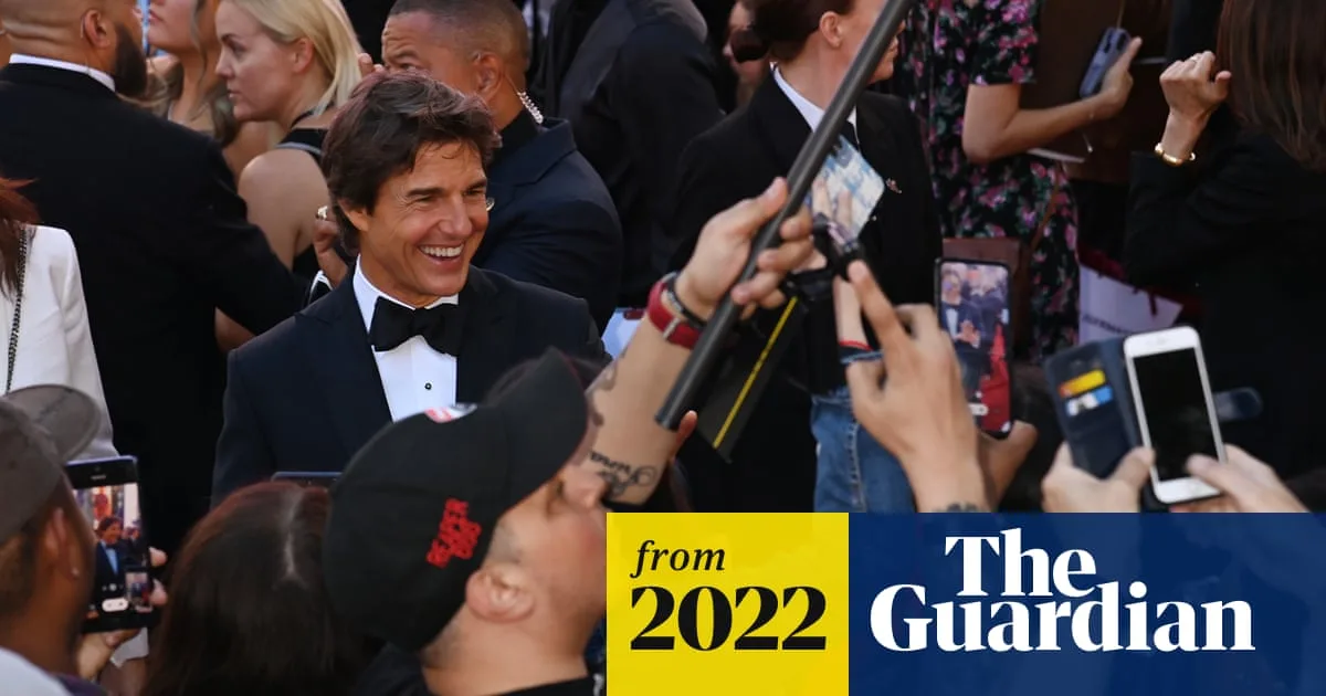 My Red-Carpet Quest to Thank Tom Cruise for His Cake