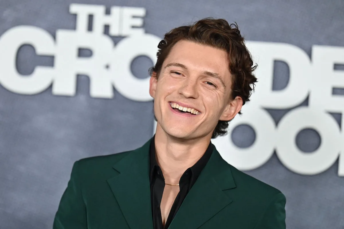 Tom Holland Reveals Dyslexia Behind SNL Hosting Refusal
