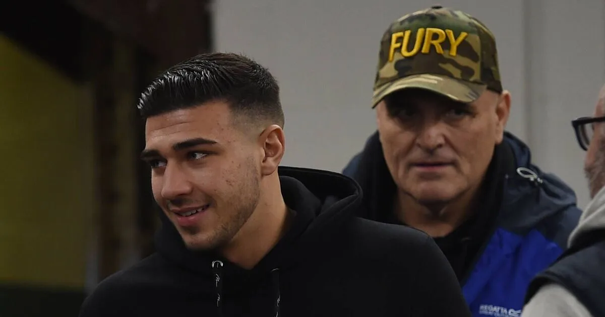 Tommy Fury Told to Ditch Fame for Boxing by Dad John