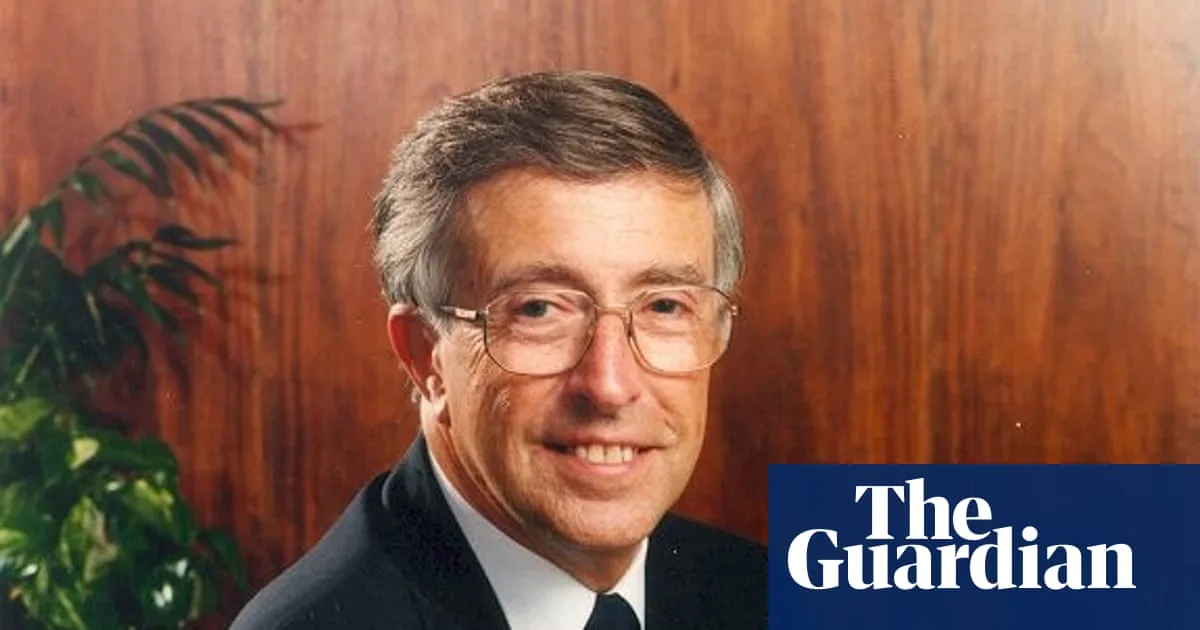 Sir David Davies, Engineer Behind Post-Ladbroke Grove Rail Safety Reforms, Dies at 89