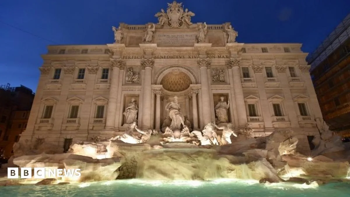 Rome's Trevi Fountain Reopens After £1.6m Renovation