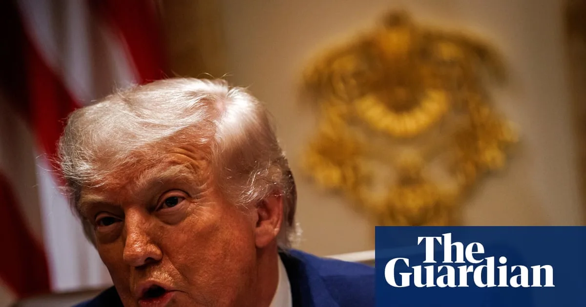 Trump Threatens to 'Blow Up' Oman Over Strait of Hormuz Dispute