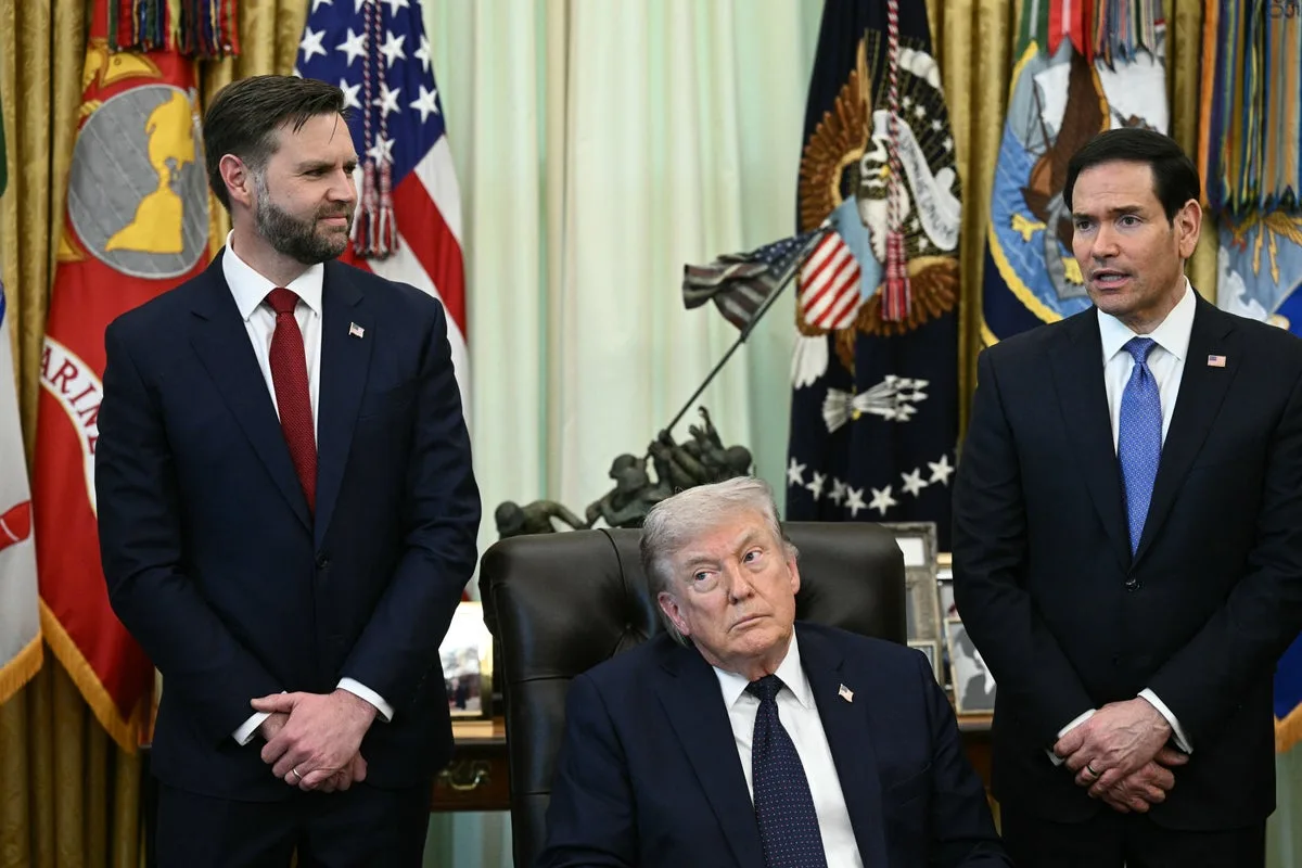 Trump Fuels Succession Debate Between Vance and Rubio
