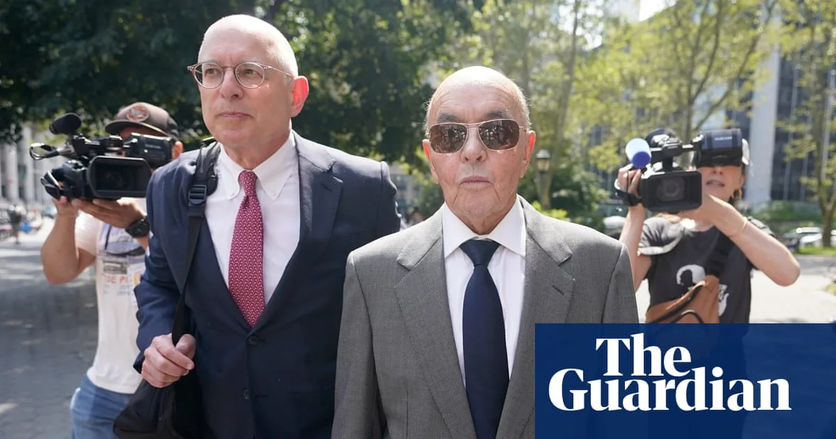 Donald Trump Pardons UK Billionaire and Former Tottenham Owner Joe Lewis
