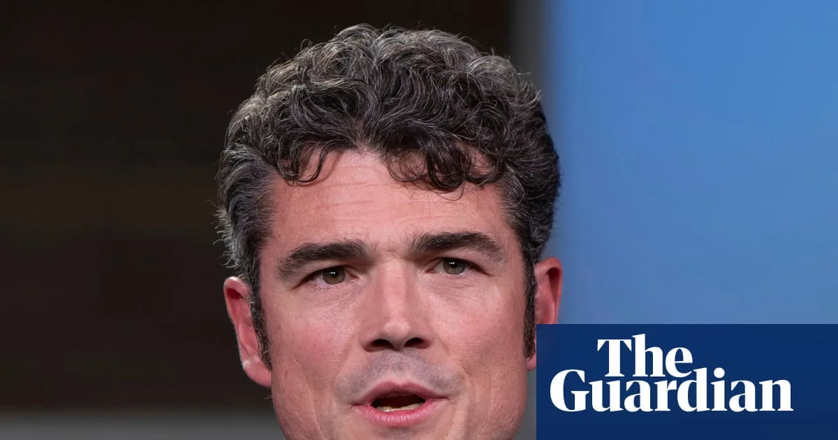 FBI Probes Ex-Counter-Terror Chief Over Alleged Leak After Iran War Resignation