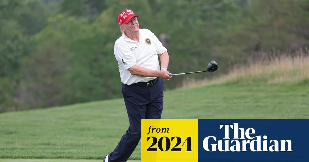 Biden Mocks Trump's Self-Proclaimed Golf Victories