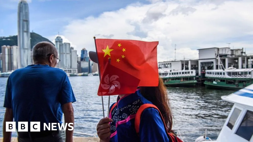 China Vows Retaliation After Trump Ends Hong Kong's Special Trade Status