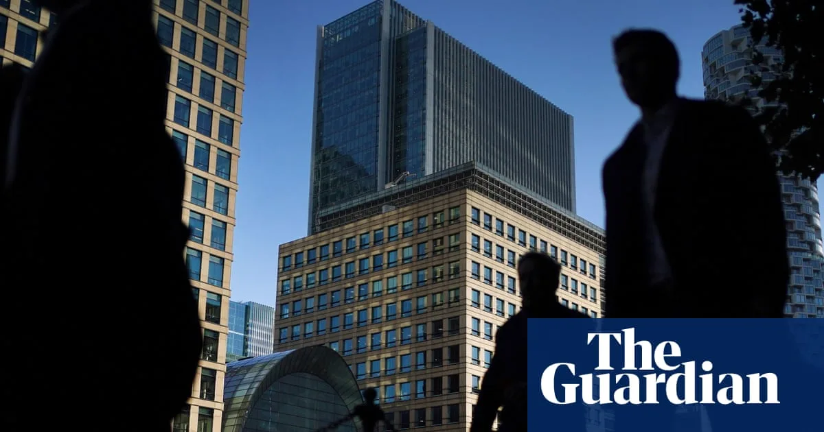 UK Faces £35bn Hit and Recession Risk from Iran War, Thinktank Warns