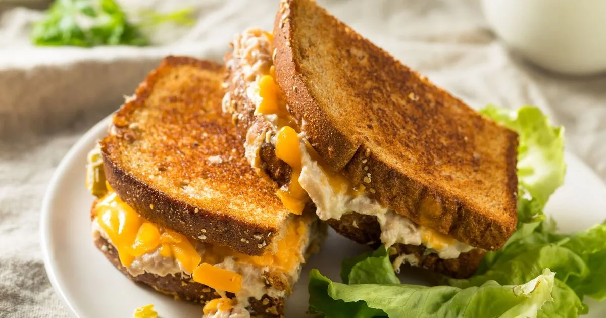 Nutritionist swaps mayonnaise for cottage cheese in protein-packed tuna melt