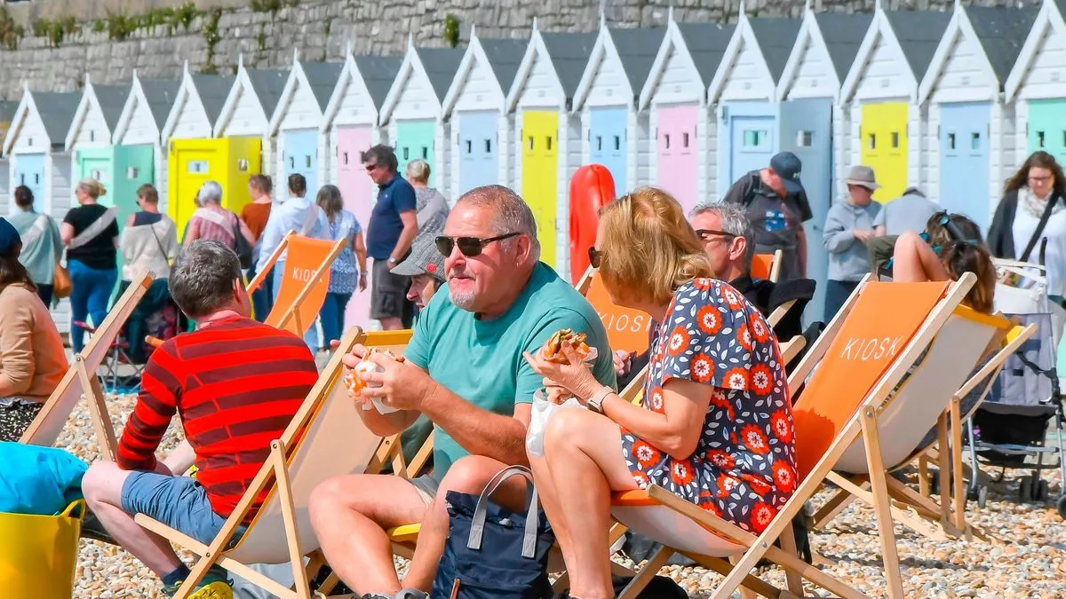 Met Office Forecasts Thunderstorms Despite 23C Bank Holiday Scorcher