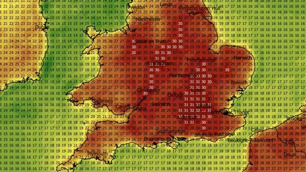 UK Braces for 35C Heatwave: Health Warnings Issued
