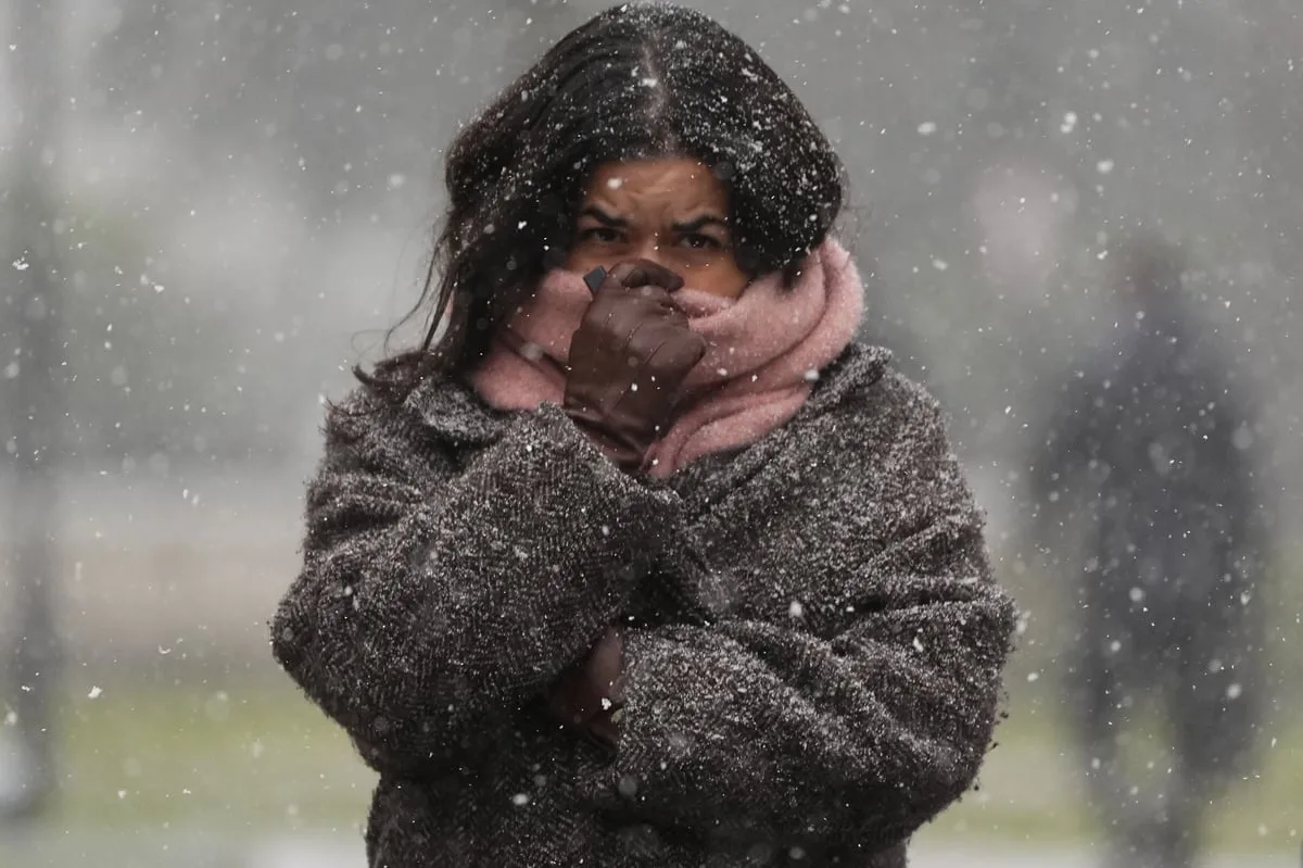 Met Office warns of London 'cold plunge' after warm spell