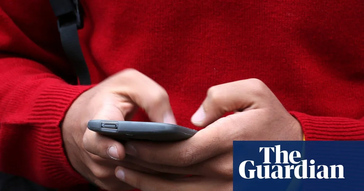 Millions of UK phones to receive emergency alert test on Sunday