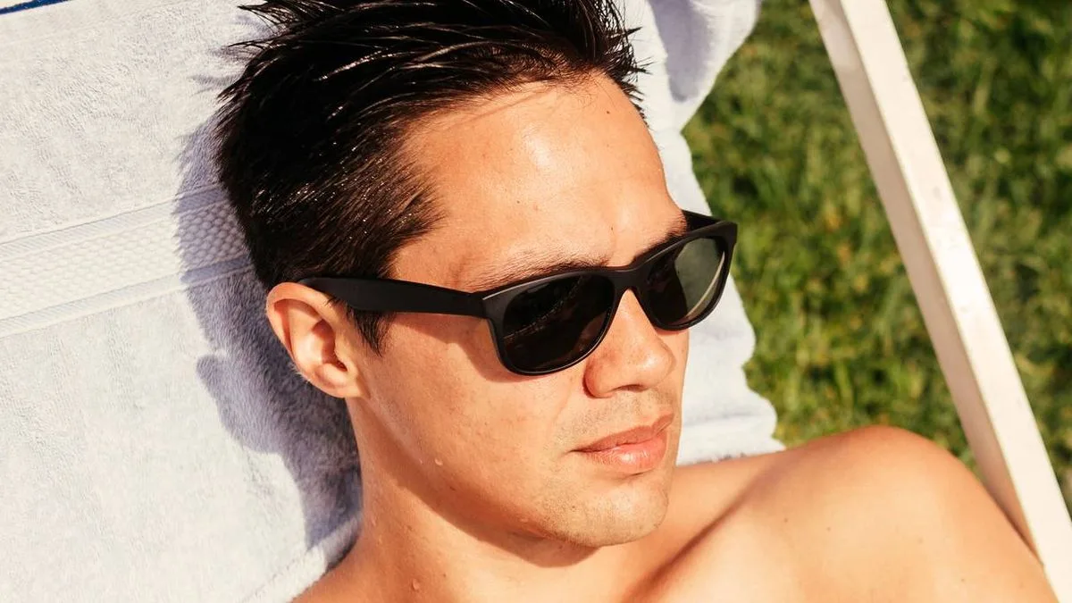 UK Garden Sunbathing Laws and Neighbour Privacy Rights Explained