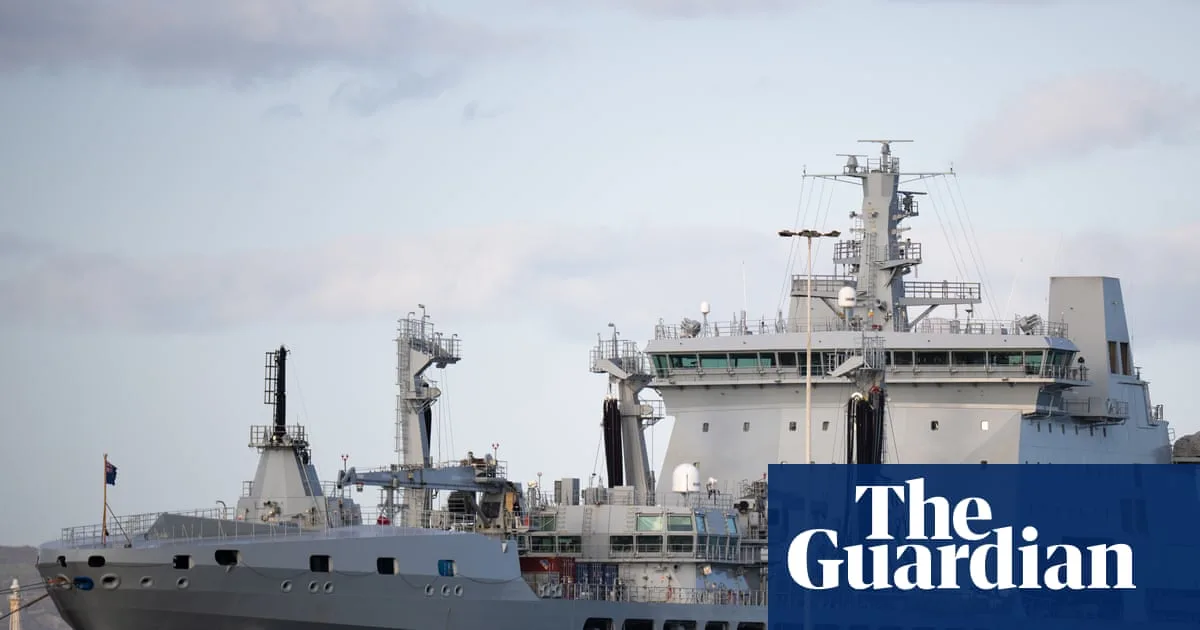 UK and Ireland Sign ‘Rebooted’ Defence Deal to Protect Undersea Cables