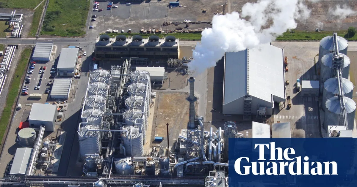 UK Reopens CO2 Plant with £100m Grant Amid Iran War Shortage Fears