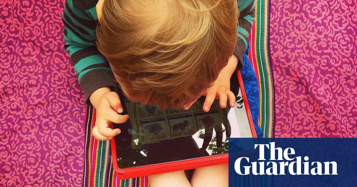 UK Issues New Screen Time Guidance for Under-Fives