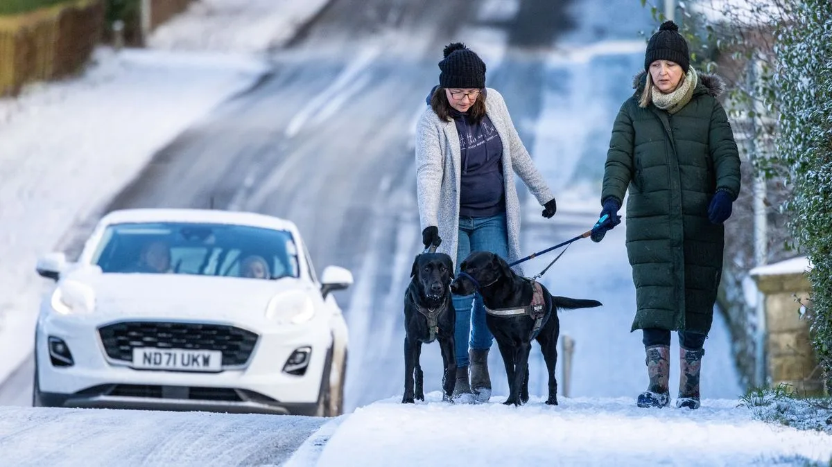 Met Office Issues Snow and Ice Warnings Across UK, Up to 8 Inches Expected