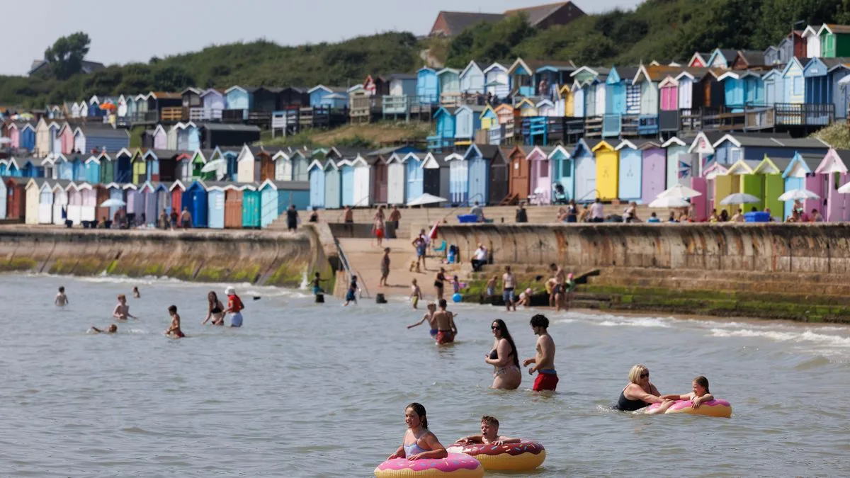 Frinton-on-Sea: The Essex Seaside Town Frozen in the 1950s