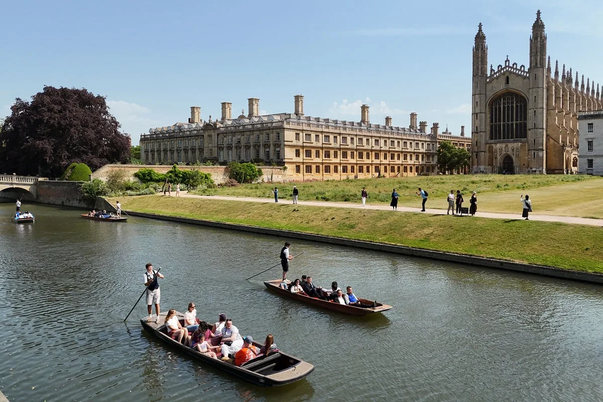UK Set for Weekend Sunshine with 29°C Heat Before Cooldown