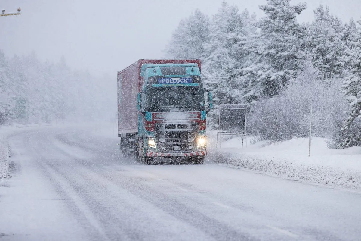 UK Weather: Snow and 70mph Winds Forecast as Cold Snap Returns