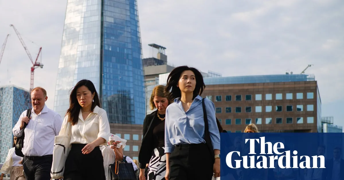Over 200,000 UK Workers Shift to Four-Day Week Since 2019