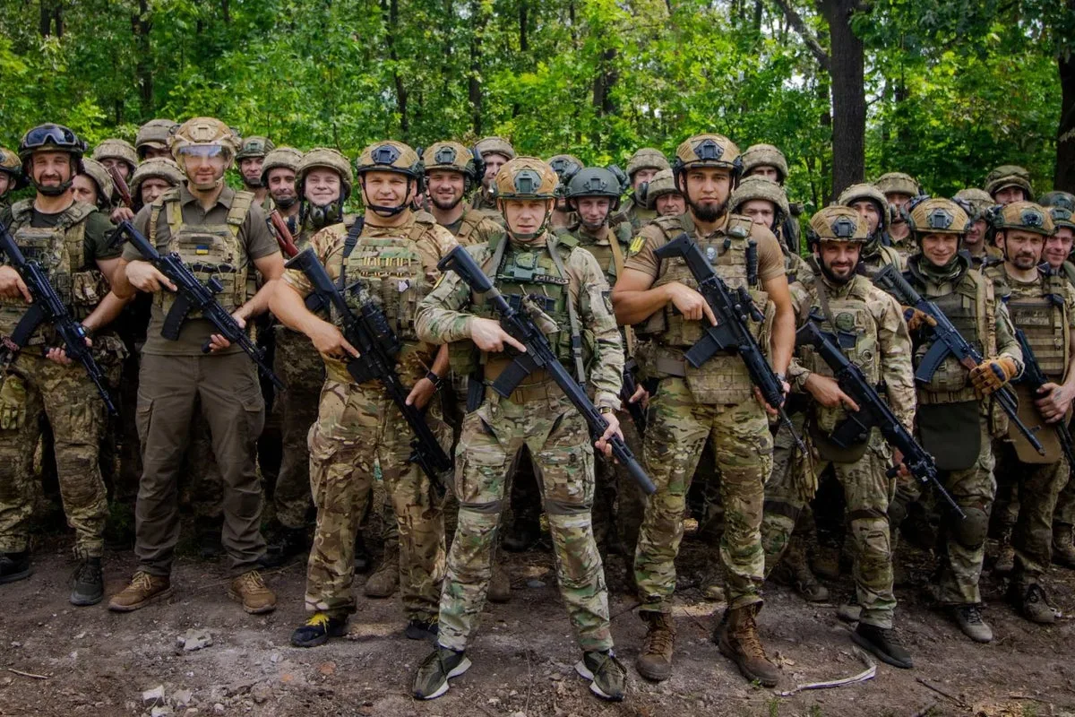 Ukrainian POWs ‘being systematically executed’ by Russia, says top commander