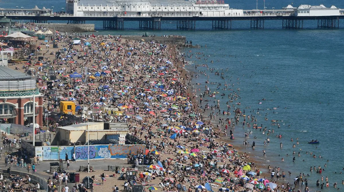 Met Office Predicts Exact Date for 20C Sunshine as UK Awaits Heatwave